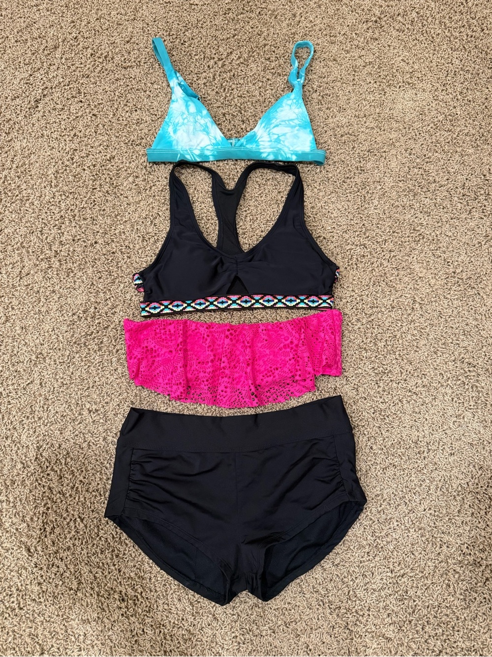 Mossimo and Xhilaration lot of 3 bikini tops and 1 bottom size small adult